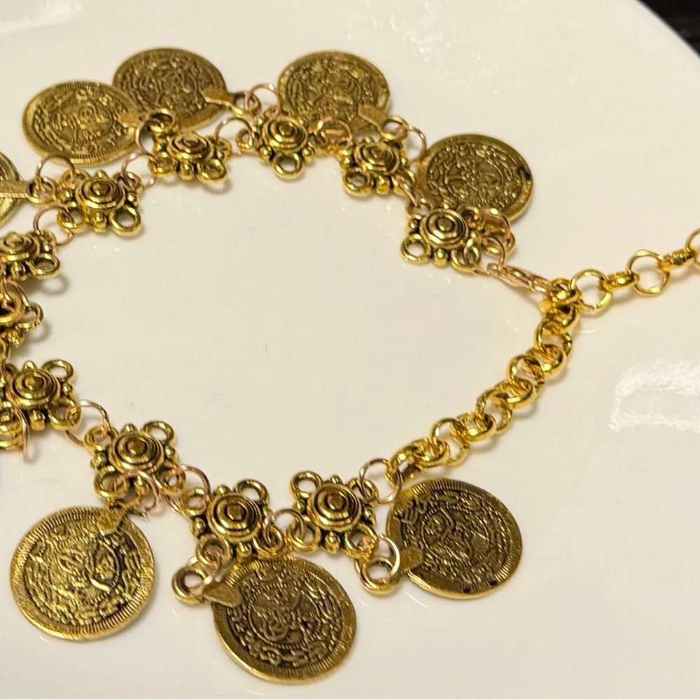 Chic Gold Coin Charm Bracelet - Picture 2 of 4